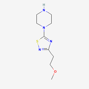 1-[3-(2-Methoxyethyl)-1,2,4-thiadiazol-5-yl]piperazine - 1822787-57-4