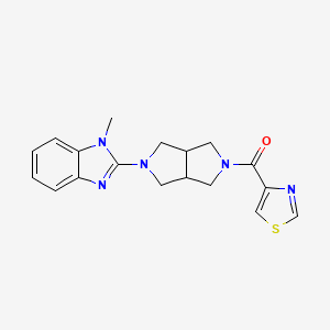 1-methyl-2-[5-(1,3-thiazole-4-carbonyl)-octahydropyrrolo[3,4-c]pyrrol-2-yl]-1H-1,3-benzodiazole - 2549054-51-3