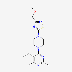 5-ethyl-4-{4-[3-(methoxymethyl)-1,2,4-thiadiazol-5-yl]piperazin-1-yl}-2,6-dimethylpyrimidine - 2640947-44-8