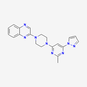 2-{4-[2-methyl-6-(1H-pyrazol-1-yl)pyrimidin-4-yl]piperazin-1-yl}quinoxaline - 2549003-95-2