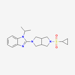 2-[5-(cyclopropanesulfonyl)-octahydropyrrolo[3,4-c]pyrrol-2-yl]-1-(propan-2-yl)-1H-1,3-benzodiazole - 2549044-32-6