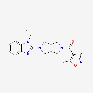 2-[5-(3,5-dimethyl-1,2-oxazole-4-carbonyl)-octahydropyrrolo[3,4-c]pyrrol-2-yl]-1-ethyl-1H-1,3-benzodiazole - 2640948-89-4