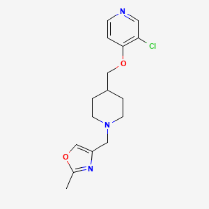 3-chloro-4-({1-[(2-methyl-1,3-oxazol-4-yl)methyl]piperidin-4-yl}methoxy)pyridine - 2640828-68-6