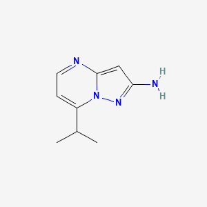 7-(Propan-2-yl)pyrazolo[1,5-a]pyrimidin-2-amine - 