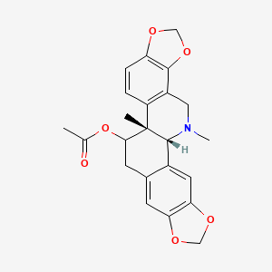 [(1R,13R)-13,24-dimethyl-5,7,18,20-tetraoxa-24-azahexacyclo[11.11.0.02,10.04,8.014,22.017,21]tetracosa-2,4(8),9,14(22),15,17(21)-hexaen-12-yl] acetate - 