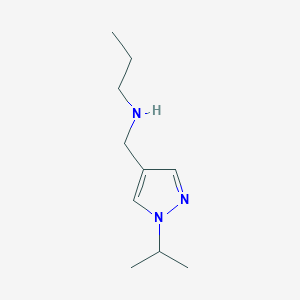 {[1-(propan-2-yl)-1H-pyrazol-4-yl]methyl}(propyl)amine - 