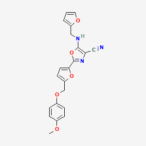 5-{[(furan-2-yl)methyl]amino}-2-{5-[(4-methoxyphenoxy)methyl]furan-2-yl}-1,3-oxazole-4-carbonitrile - 941882-12-8