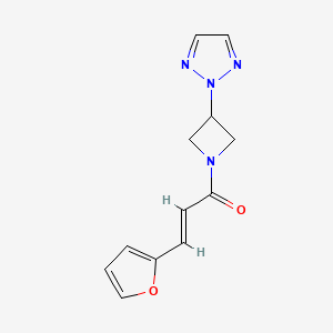 (2E)-3-(furan-2-yl)-1-[3-(2H-1,2,3-triazol-2-yl)azetidin-1-yl]prop-2-en-1-one - 2321337-30-6