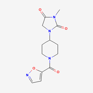 3-Methyl-1-[1-(1,2-oxazole-5-carbonyl)piperidin-4-yl]imidazolidine-2,4-dione - 2195877-51-9