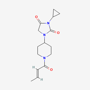 1-{1-[(2E)-but-2-enoyl]piperidin-4-yl}-3-cyclopropylimidazolidine-2,4-dione - 2097941-10-9