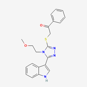 2-((5-(1H-indol-3-yl)-4-(2-methoxyethyl)-4H-1,2,4-triazol-3-yl)thio)-1-phenylethanone - 852145-33-6