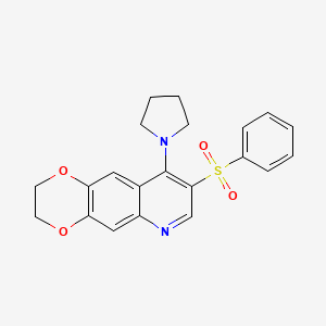 1-[8-(benzenesulfonyl)-2H,3H-[1,4]dioxino[2,3-g]quinolin-9-yl]pyrrolidine - 866811-89-4