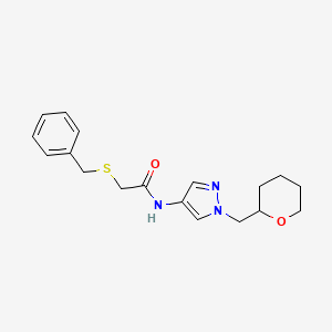 2-(benzylsulfanyl)-N-{1-[(oxan-2-yl)methyl]-1H-pyrazol-4-yl}acetamide - 2034372-93-3
