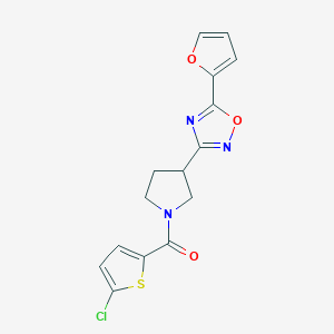 (5-Chlorothiophen-2-yl)(3-(5-(furan-2-yl)-1,2,4-oxadiazol-3-yl)pyrrolidin-1-yl)methanone - 2034414-81-6