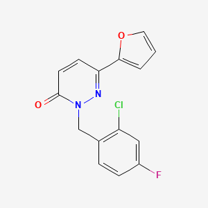 2-(2-chloro-4-fluorobenzyl)-6-(furan-2-yl)pyridazin-3(2H)-one - 